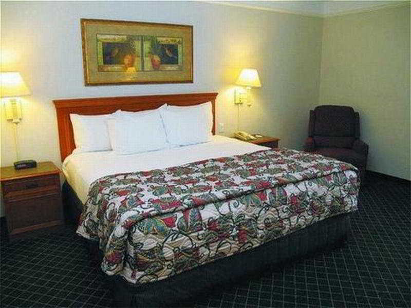Hotel La Quinta By Wyndham St. Louis Westport Maryland Heights Exterior foto