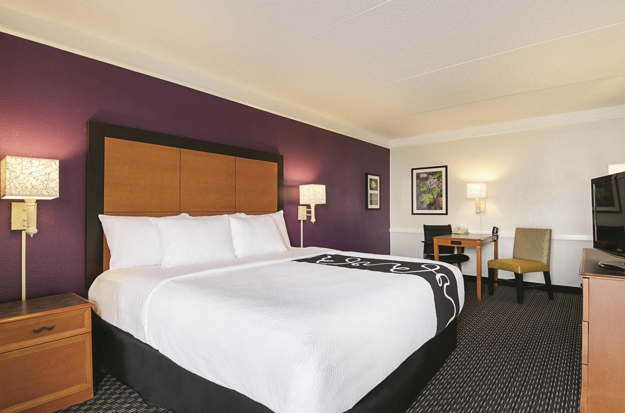 Hotel La Quinta By Wyndham St. Louis Westport Maryland Heights Exterior foto